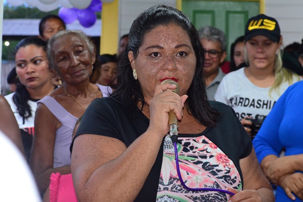 Prefeitura inaugura escola na comunidade do Ariramba.